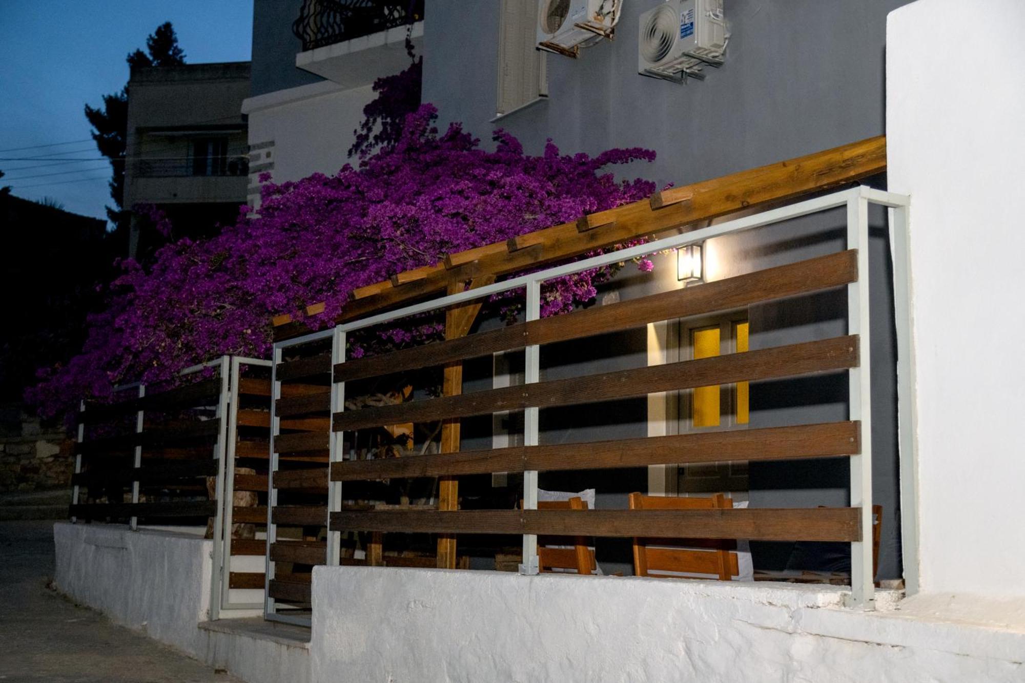 Axilleion Boutique Hotel Ermoupoli Ngoại thất bức ảnh