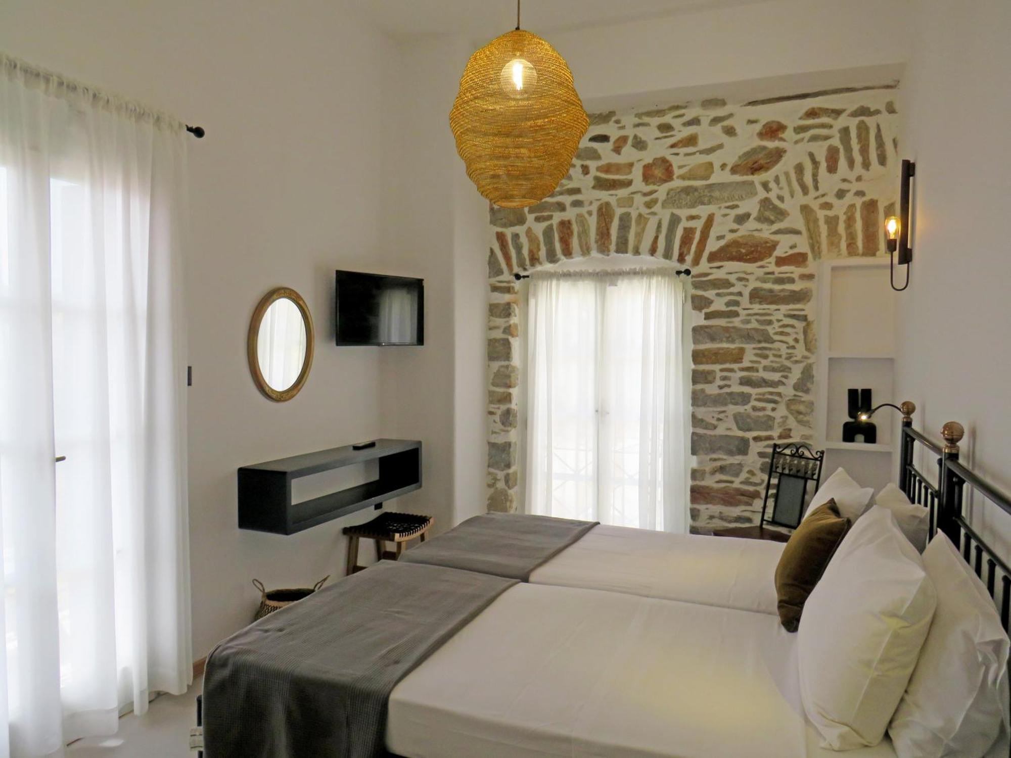 Axilleion Boutique Hotel Ermoupoli Ngoại thất bức ảnh
