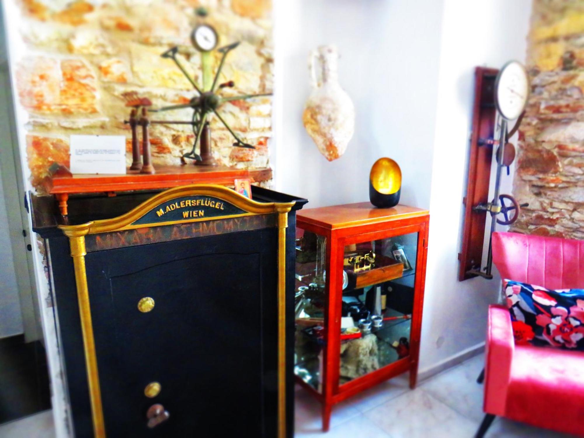 Axilleion Boutique Hotel Ermoupoli Ngoại thất bức ảnh