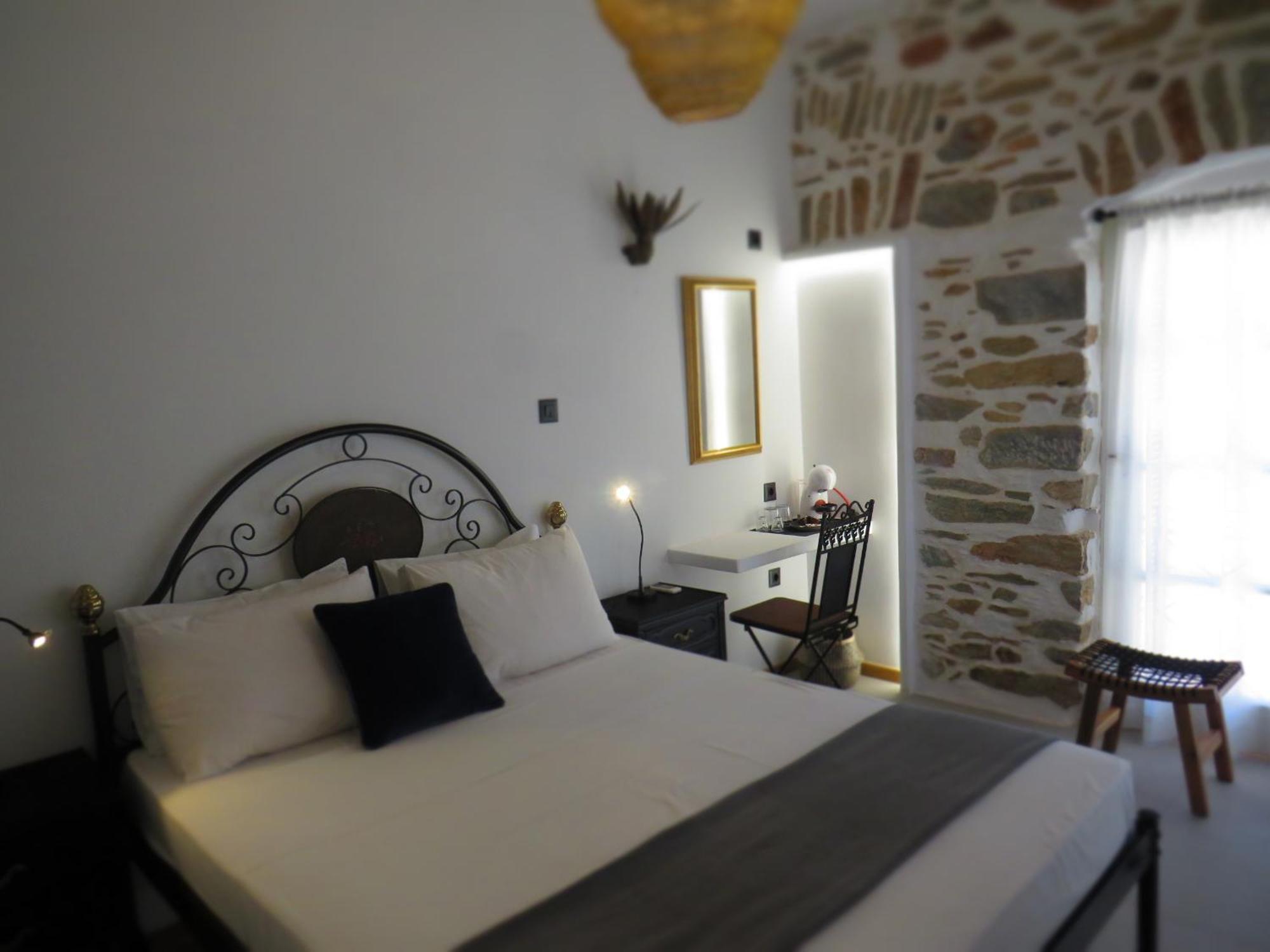 Axilleion Boutique Hotel Ermoupoli Ngoại thất bức ảnh