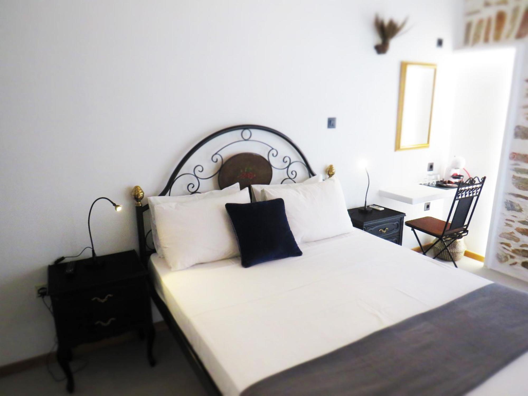 Axilleion Boutique Hotel Ermoupoli Ngoại thất bức ảnh