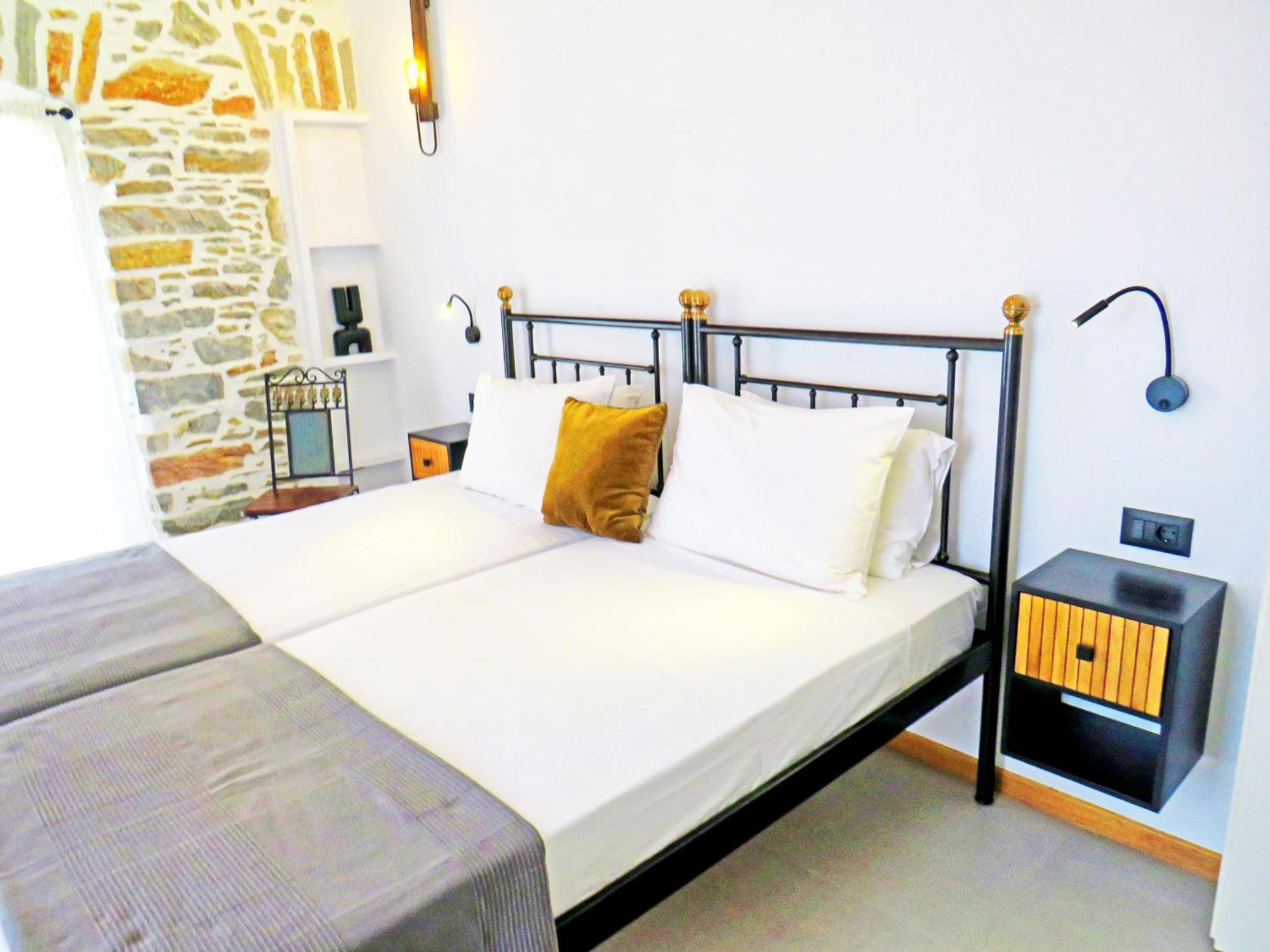 Axilleion Boutique Hotel Ermoupoli Ngoại thất bức ảnh