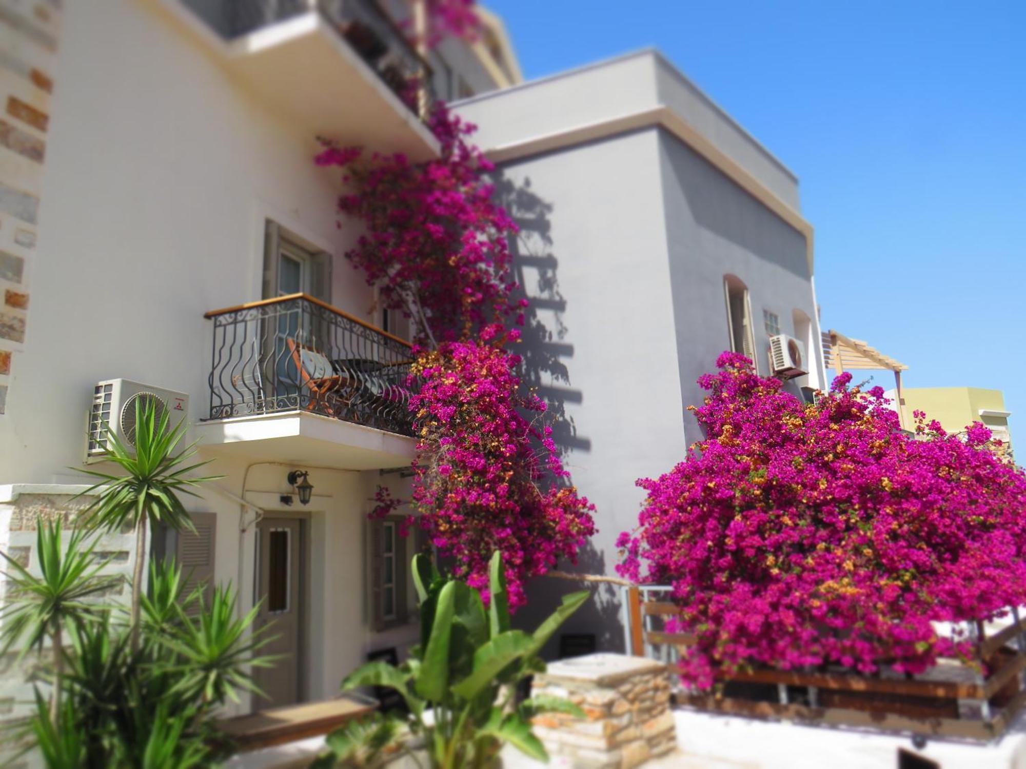 Axilleion Boutique Hotel Ermoupoli Ngoại thất bức ảnh