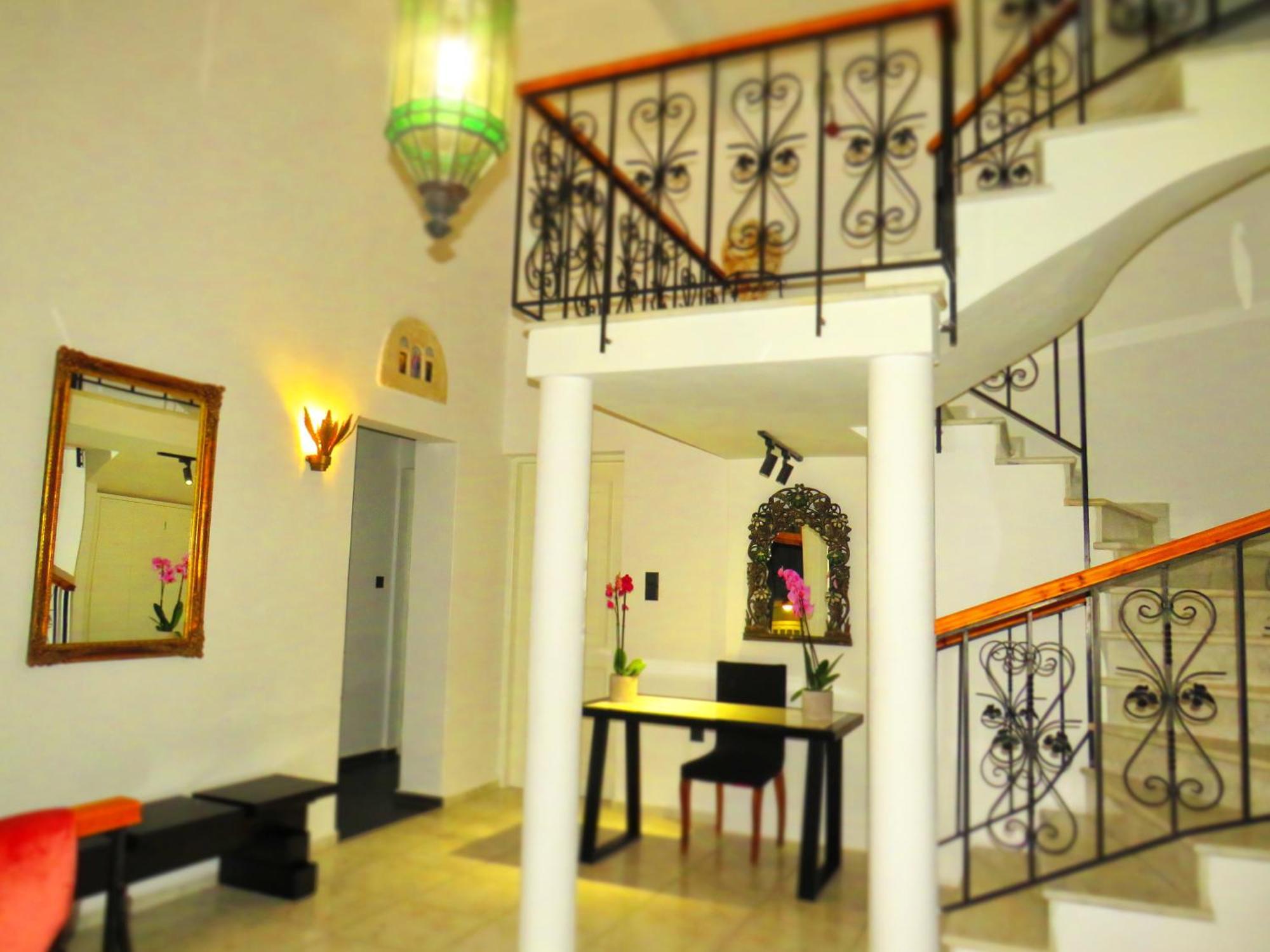 Axilleion Boutique Hotel Ermoupoli Ngoại thất bức ảnh