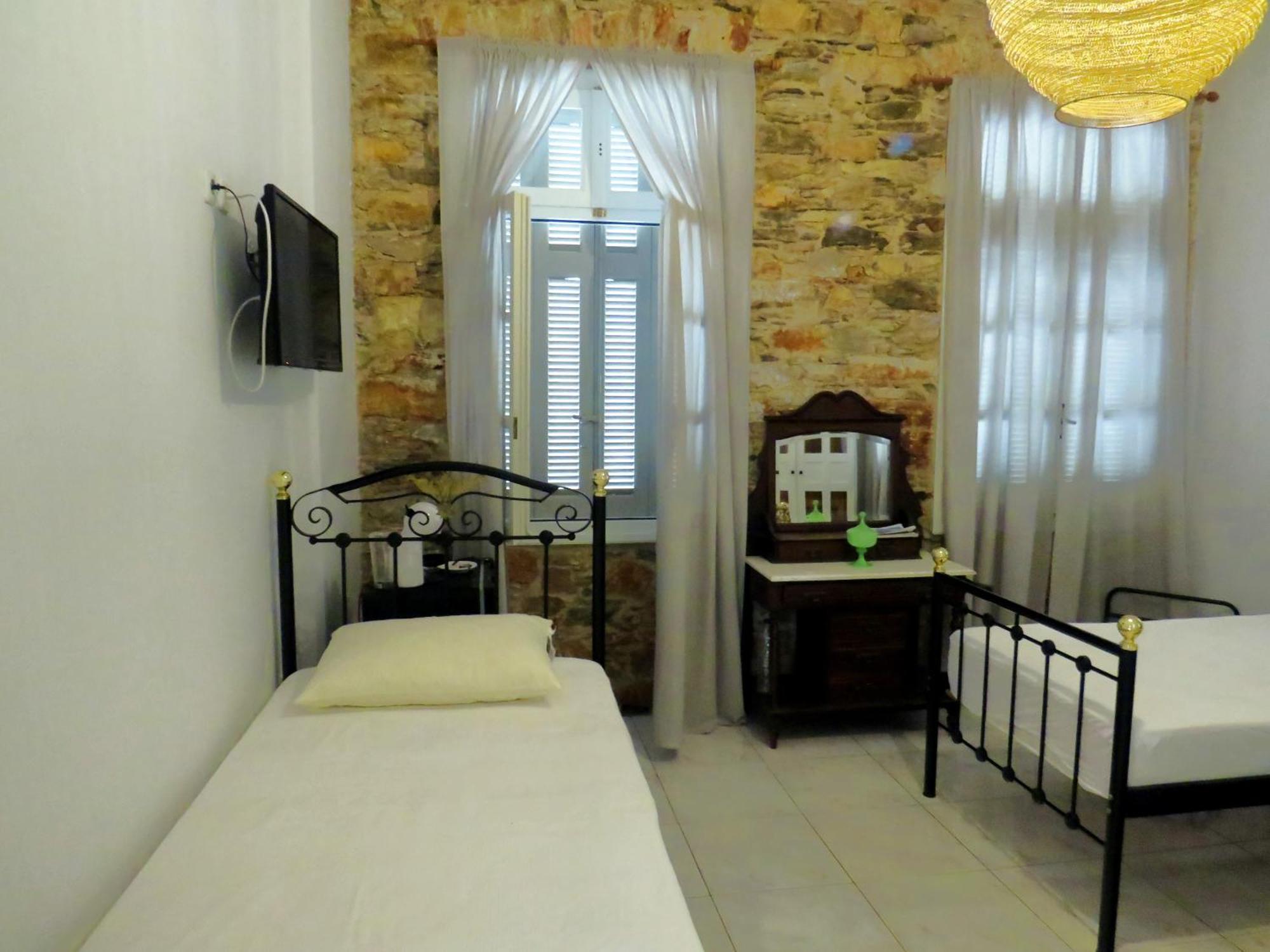 Axilleion Boutique Hotel Ermoupoli Ngoại thất bức ảnh