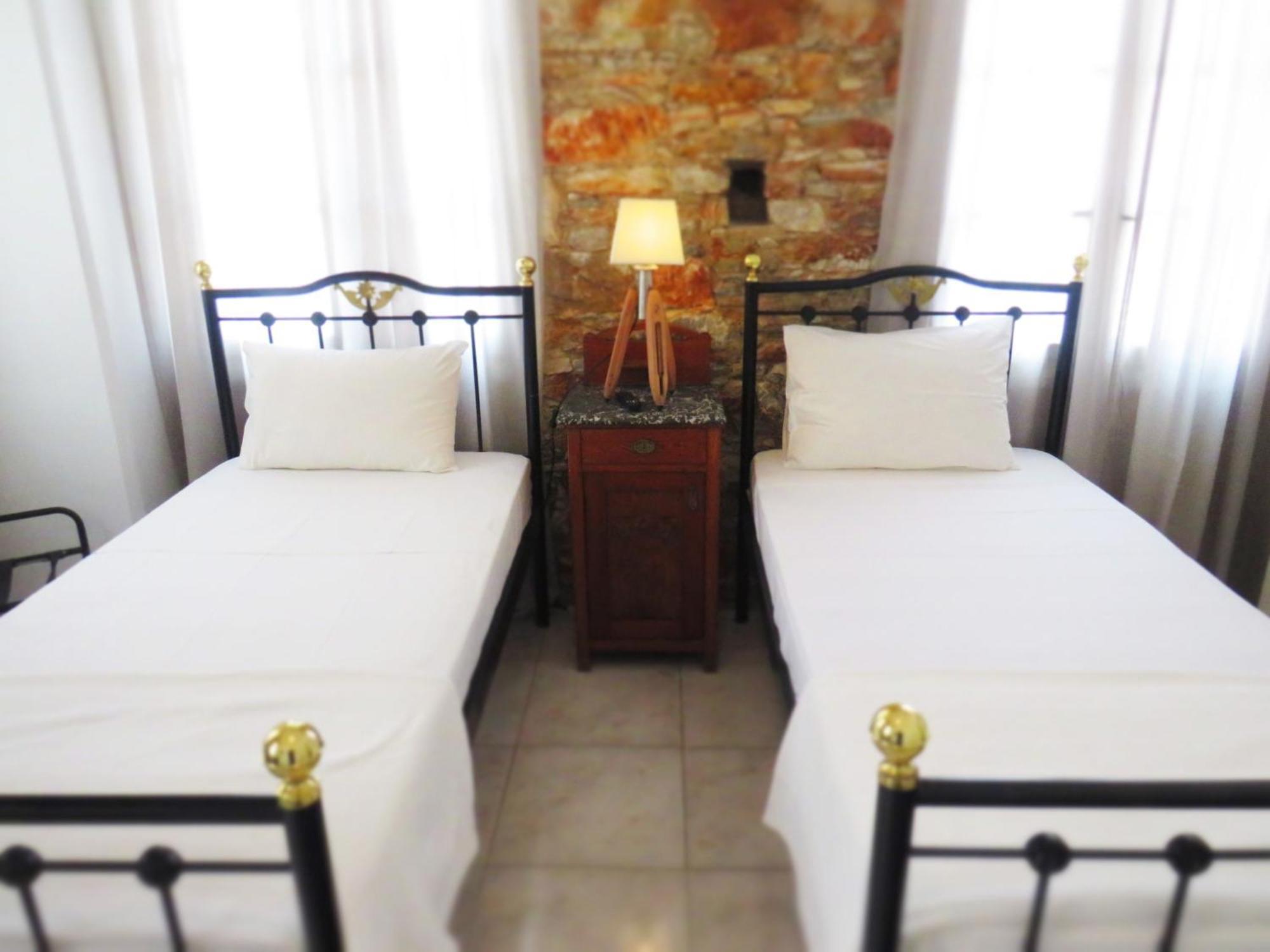 Axilleion Boutique Hotel Ermoupoli Ngoại thất bức ảnh