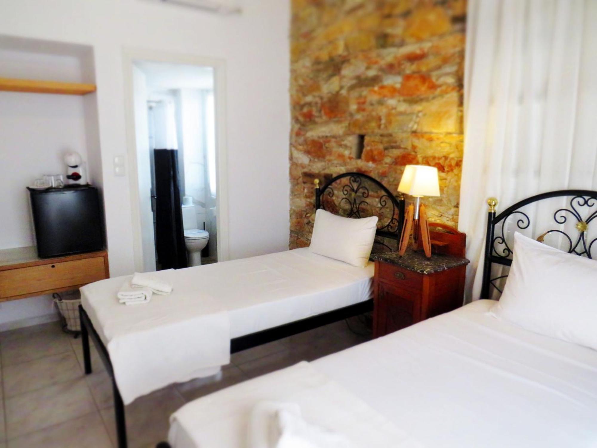Axilleion Boutique Hotel Ermoupoli Ngoại thất bức ảnh
